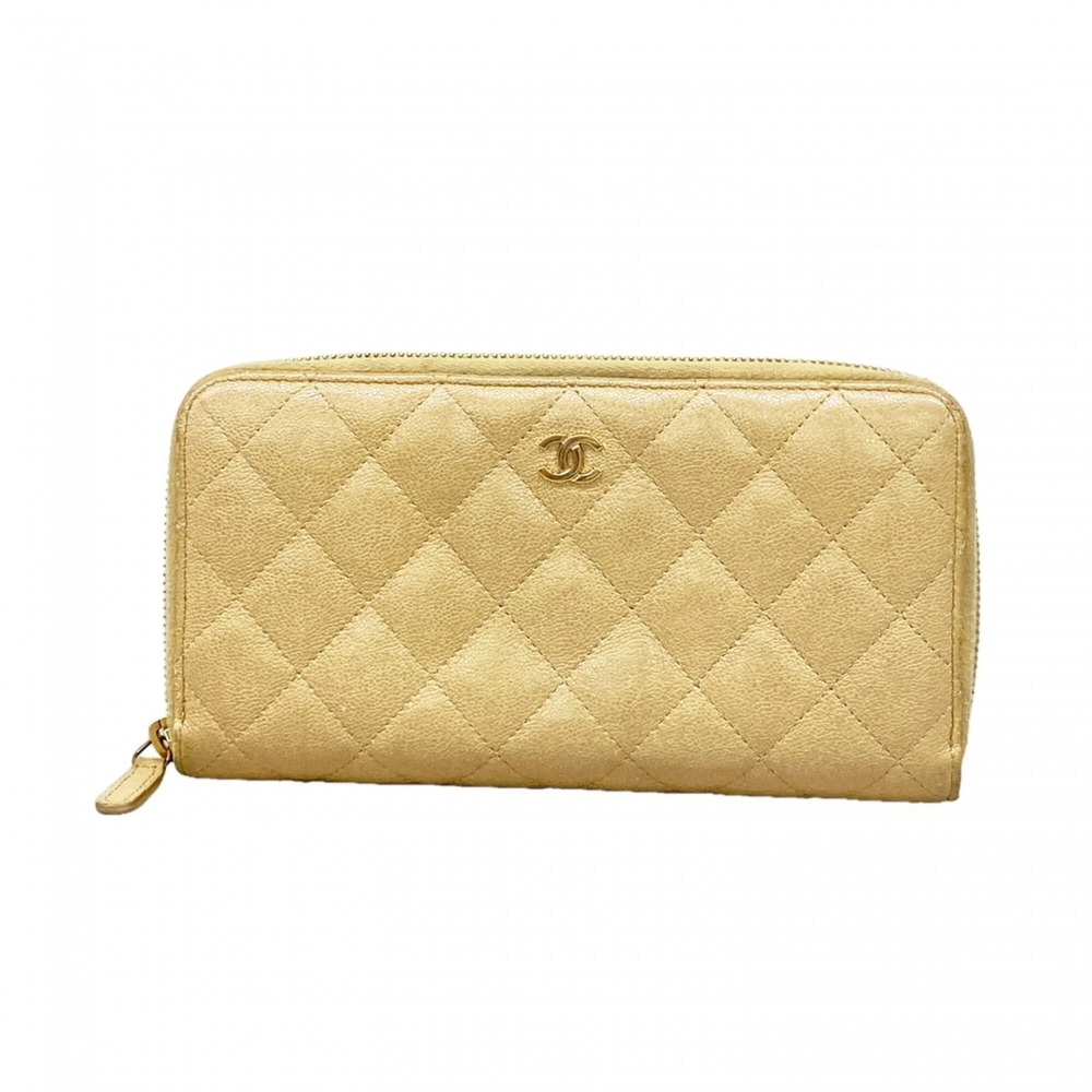 CHANEL Cream Caviar Leather Wallet